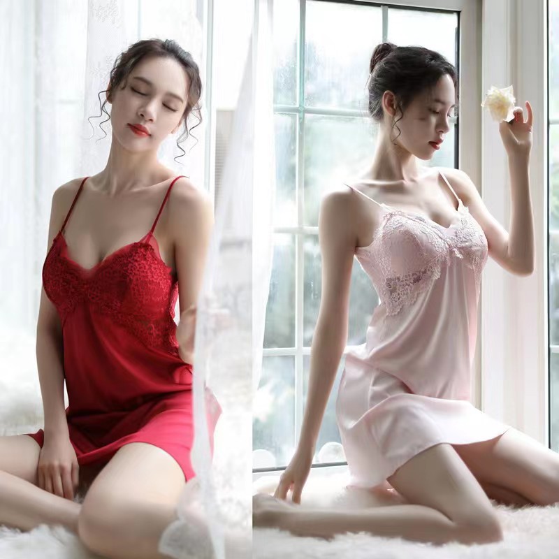 Lencería sexy mujeres Taobao mismo estilo Camisón con la correa del cojín pecho más tamaño Satén de seda hielo pijamas privados perspectiva