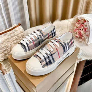 �羳�F؛�Ͱ���ĸ�\�����m��ЬŮʿƽ��Ь�⴩�ٴ��Ь���ƴ�a