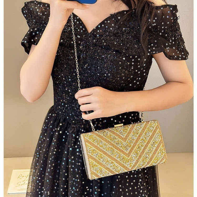 Nuevo paquete de cena de lujo ligero transfronterizo bolsas de mano de damas europeas y estadounidenses con diamantes vestido de fiesta de alta calidad bolsas de cena