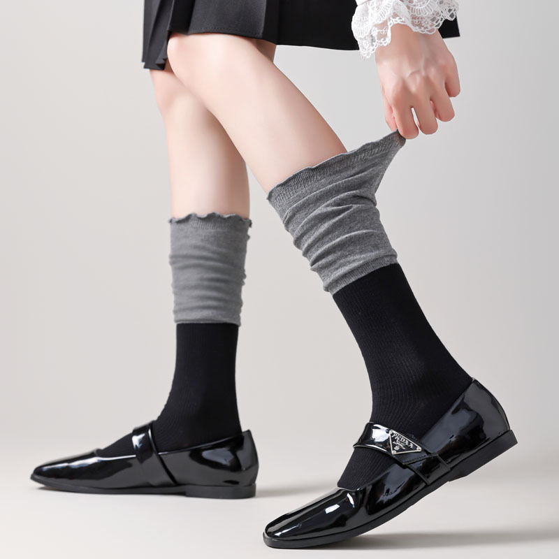 2025 spring and summer Korean socks women's boneless calf socks wholesale wooden ear high tube fashion JK wind piled socks cotton