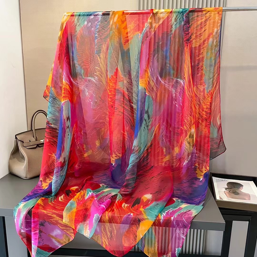 春と秋のシルクスカーフ女性用2026年新作大判ガーゼスカーフ、スタイリッシュでシンプル、多用途、おしゃれな日焼け止めショール、お母さんへのプレゼントに最適。