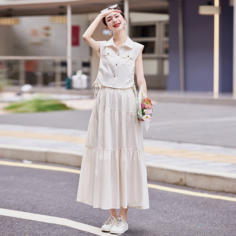 Summer elegant fashionable skirt