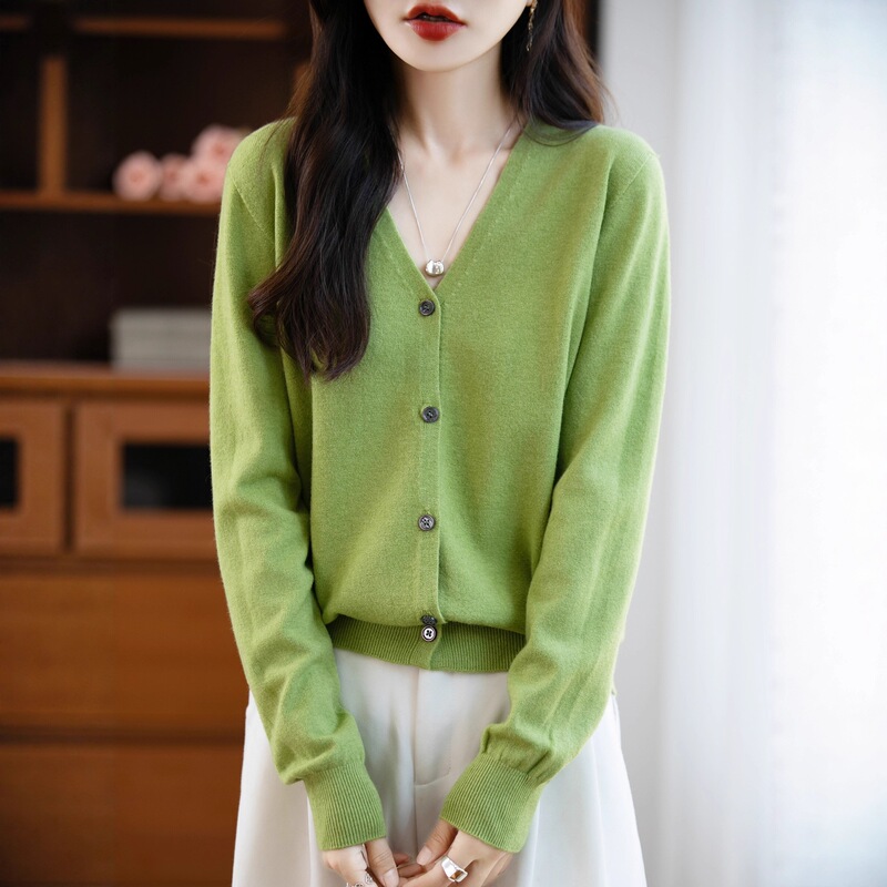 2026 Autumn New Women's Knitted Sweater V-Neck Cardigan Women's Outerwear Ready-Made Garment Korean Style Wholesale for Export