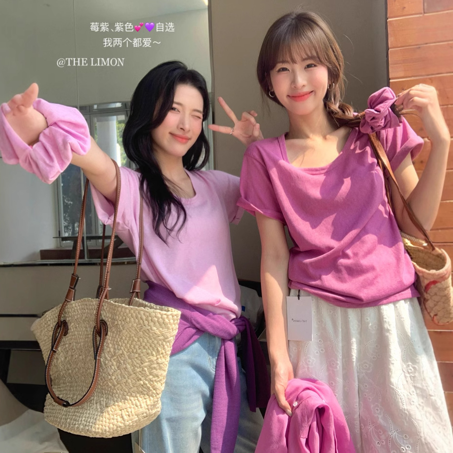 Liquidación, sin devoluciones ni cambios, camiseta de manga corta con cuello en U, estilo básico de té verde limón, estilo coreano simple de verano 2025, para mujer, con lazo para el pelo. image 3
