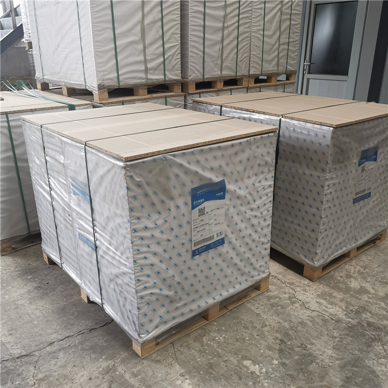 180克 200克 230克 250克 300克 350克 高松厚铜版卡纸