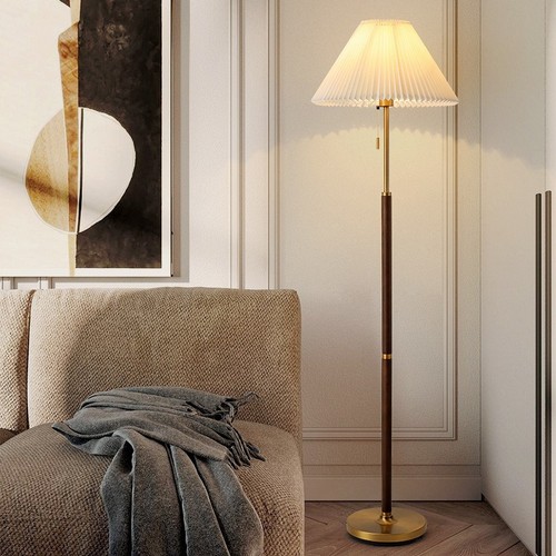 Mid-century modern pleated floor lamp, high-end sofa side lamp, bedroom ambiance with Nordic decoration, stylish table lamp