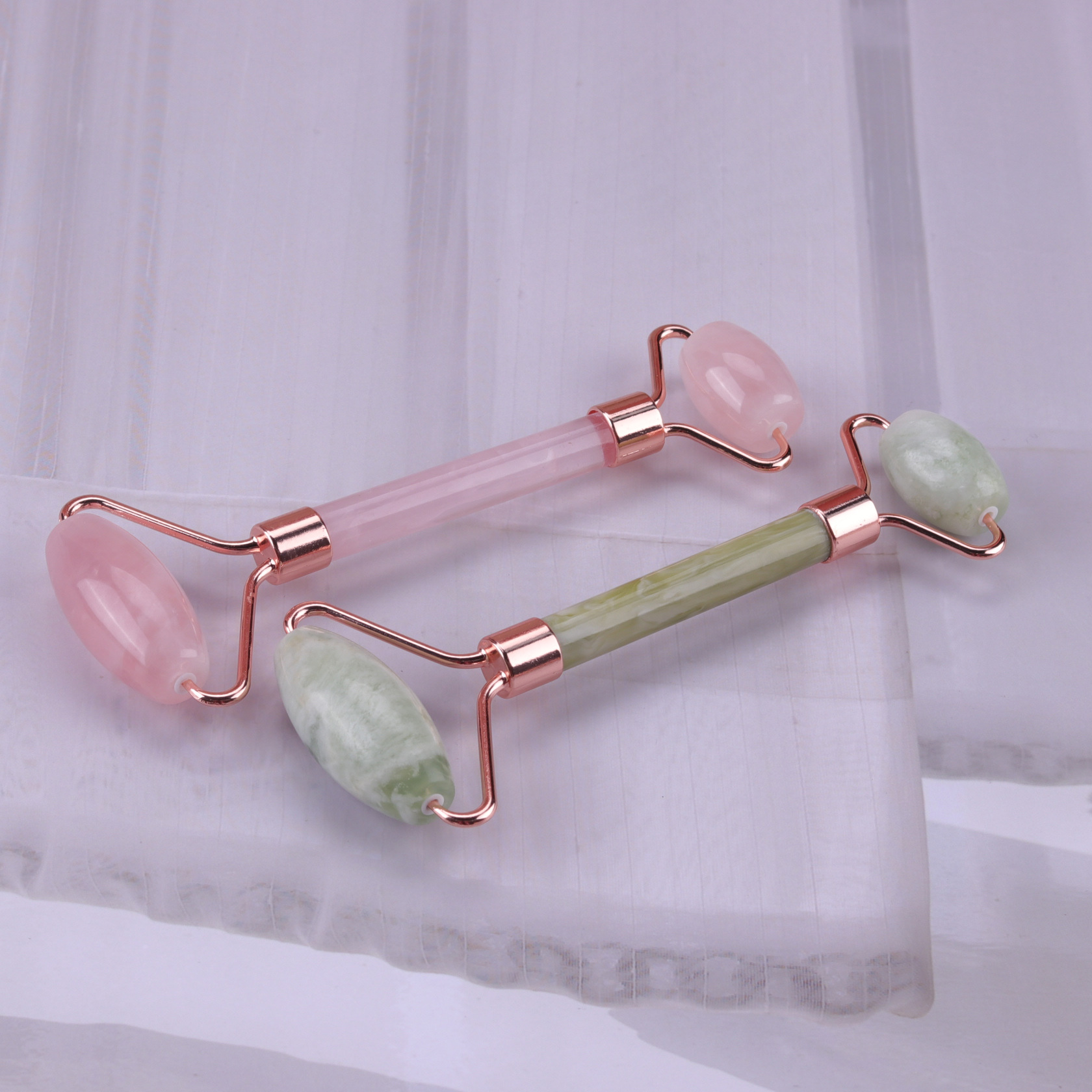 Fuente de la fábrica moneda facial masajeador corporal Jade Rosa cristal masaje facial rodillo masaje belleza palo artefacto