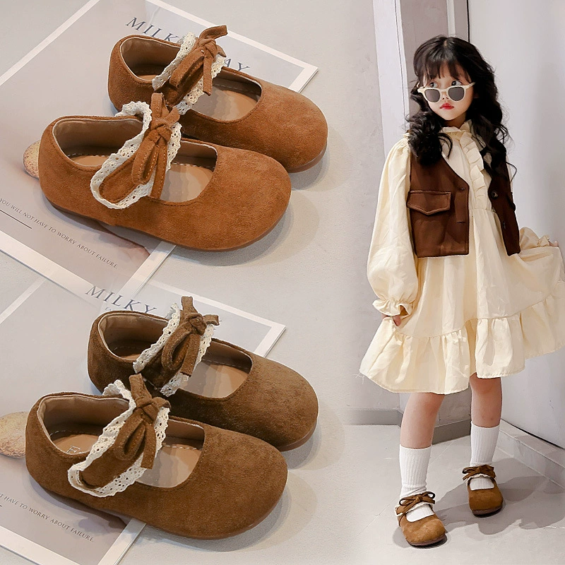 Кружевные кружевные маленькие кожаные туфли для девочек весной и летом 2025 года новые маленькие и средние дети милые банты одиночные туфли