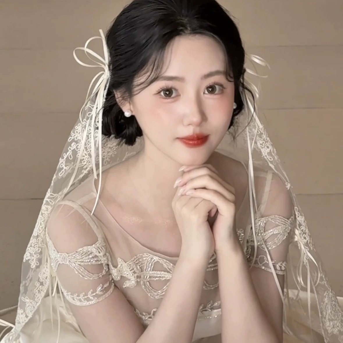 新しいレトロなレース刺繍リボンストリーマーベールアクセサリーエレガントなブライダルヘアアクセサリーフレンチスタイル写真撮影旅行写真