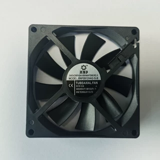 电子仪器机箱机柜设备用9015DC12V带锁定和反接保护直流风扇