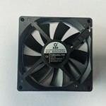 电子仪器；机箱机柜设备用9015DC12V直流无刷散热带锁定和反接保