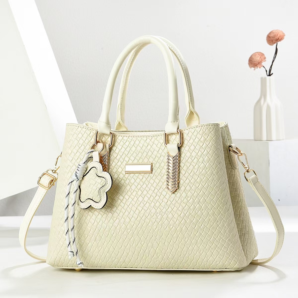 Bolso de mujer 2025 nuevo bolso de hombro de moda simple urbano bolso simple de mujer bolso de mensajero de gran capacidad image 11