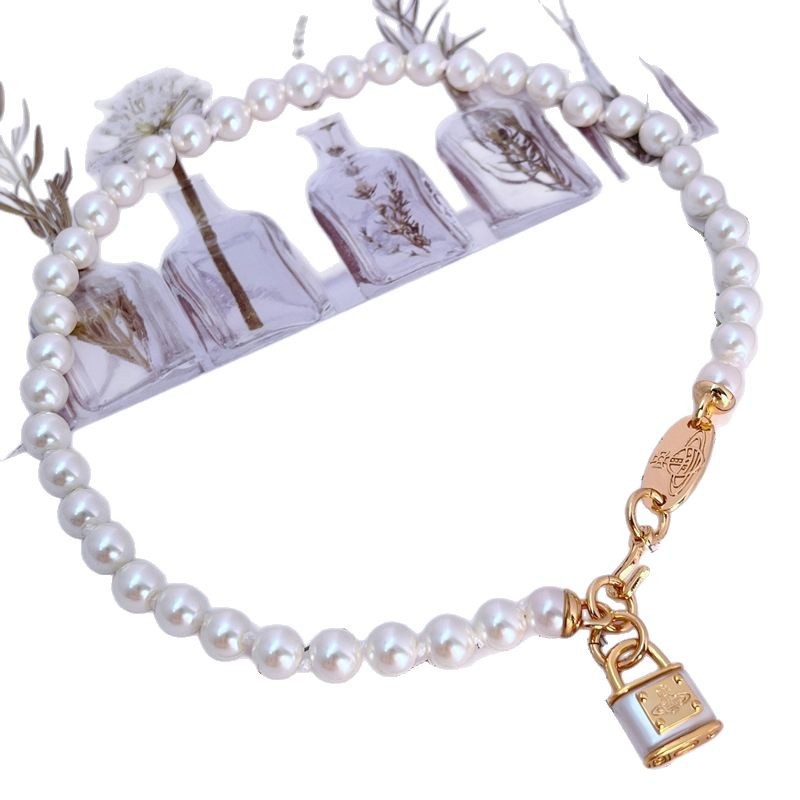 Fashionable small design lock from pearl