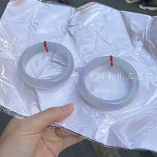 一件代发缅甸翡翠浅色春彩带紫手镯淡紫罗兰翡翠玉手镯 过紫光灯