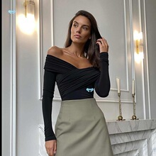 Solid pleated tight long sleeved top��ɫ�ް�����o���L������
