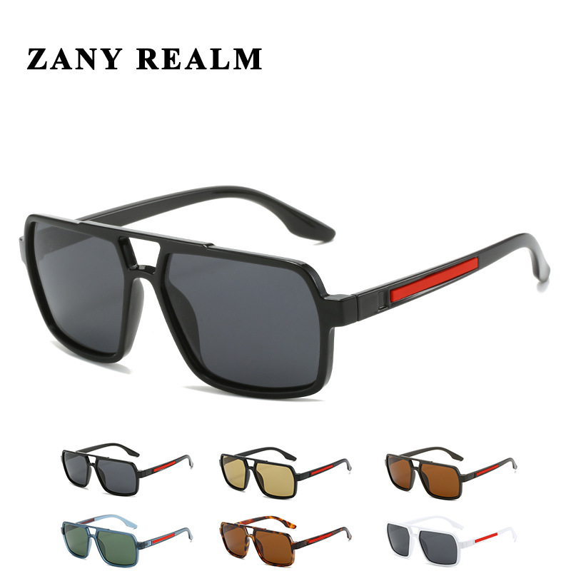 Pieza gris de marco negro brillante