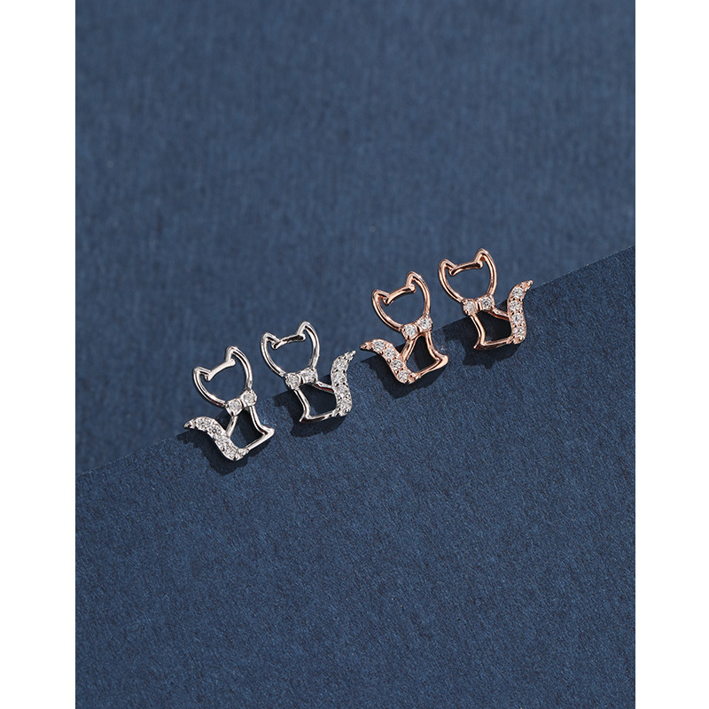 Agujero de zorro orejas de plata esterlina 925 exquisita y pequeña orejas de agujero de orejas personalidad temperamento micro orejas de piedra de vidrio