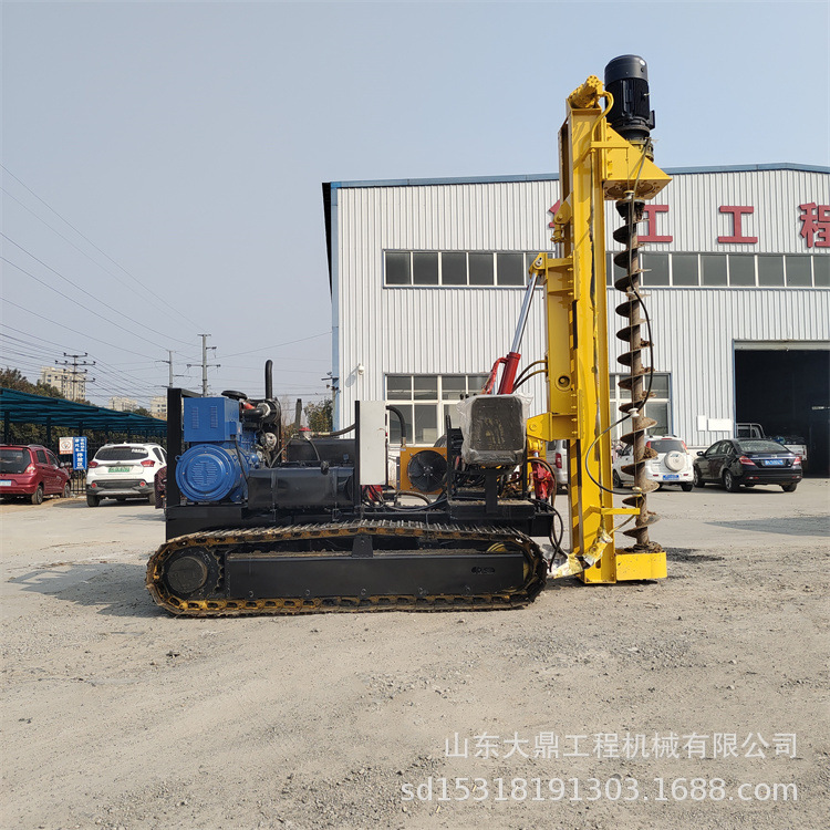 地基光伏打桩机 履带式长螺旋钻机 野外作业光伏板钻孔机