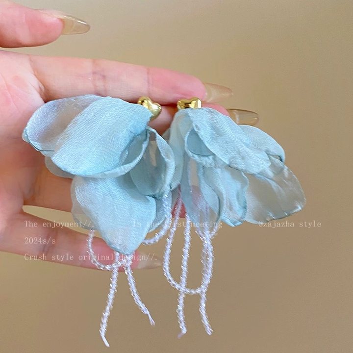 Pendientes de flores de sol de paja de estilo vacacional Pendientes de primavera y verano para mujer