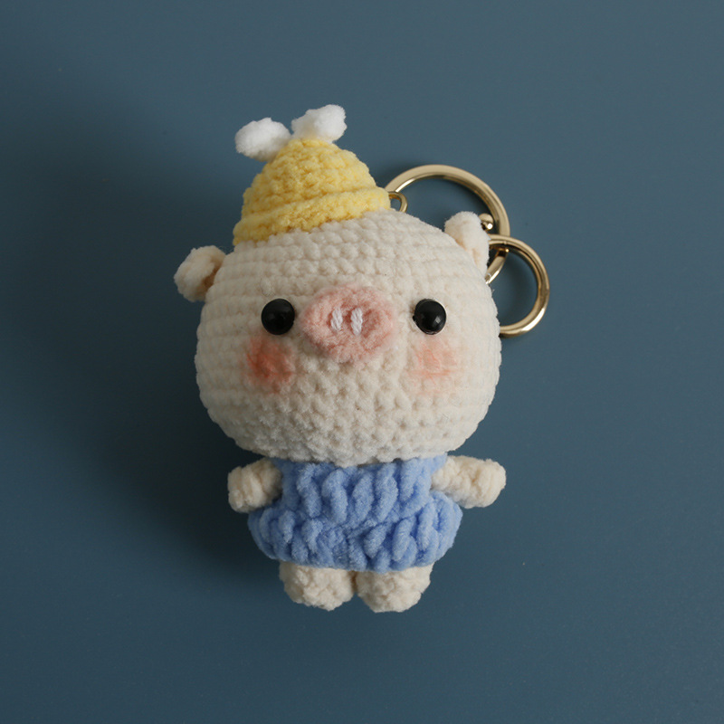 Caricatura encantadora tejida a mano conejo colgante lindo pequeño animal hermoso colgante gancho tejido cerdo grande