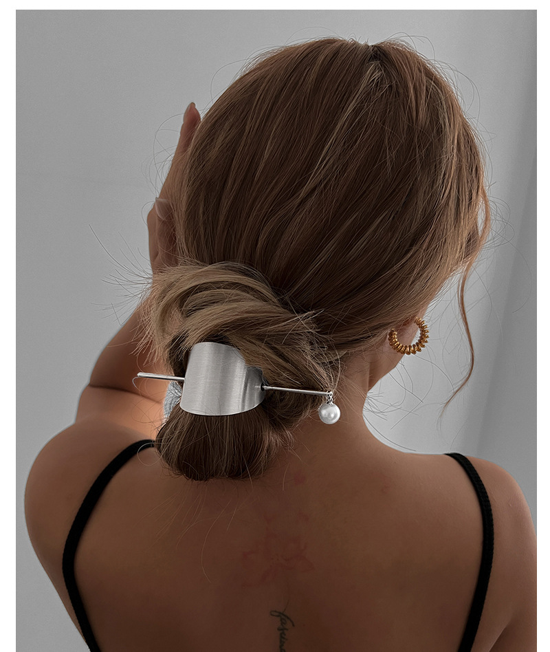 32g Weight Hair Sticks Hair Accessories Type 1 Piece Quantity Casual, Daily, Party Occasion Alloy Material Irregular Pattern Women's Gender Pearl, Plating Design IG Style Style Gold, Silver Color Women's IG Style Irregular Alloy Pearl Plating Hair Sticks 6