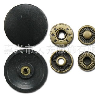 2.5 cm�h�����ϰ��� �Ӵ���q���T������֬�ĺϿ� �S�~�C�򿽿���