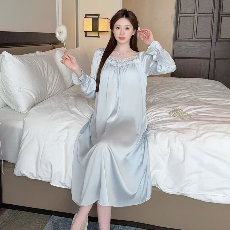 Long-Sleeved Nightgown with Breast Pads for Women, Autumn Sexy Lace-Trimmed V-Neck Ice Silk Nightgown, Super Long Dress, Home Wear