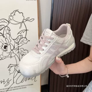 夏季2026年新款透气轻便百搭厚底女款休闲运动阿甘德训鞋米白色男