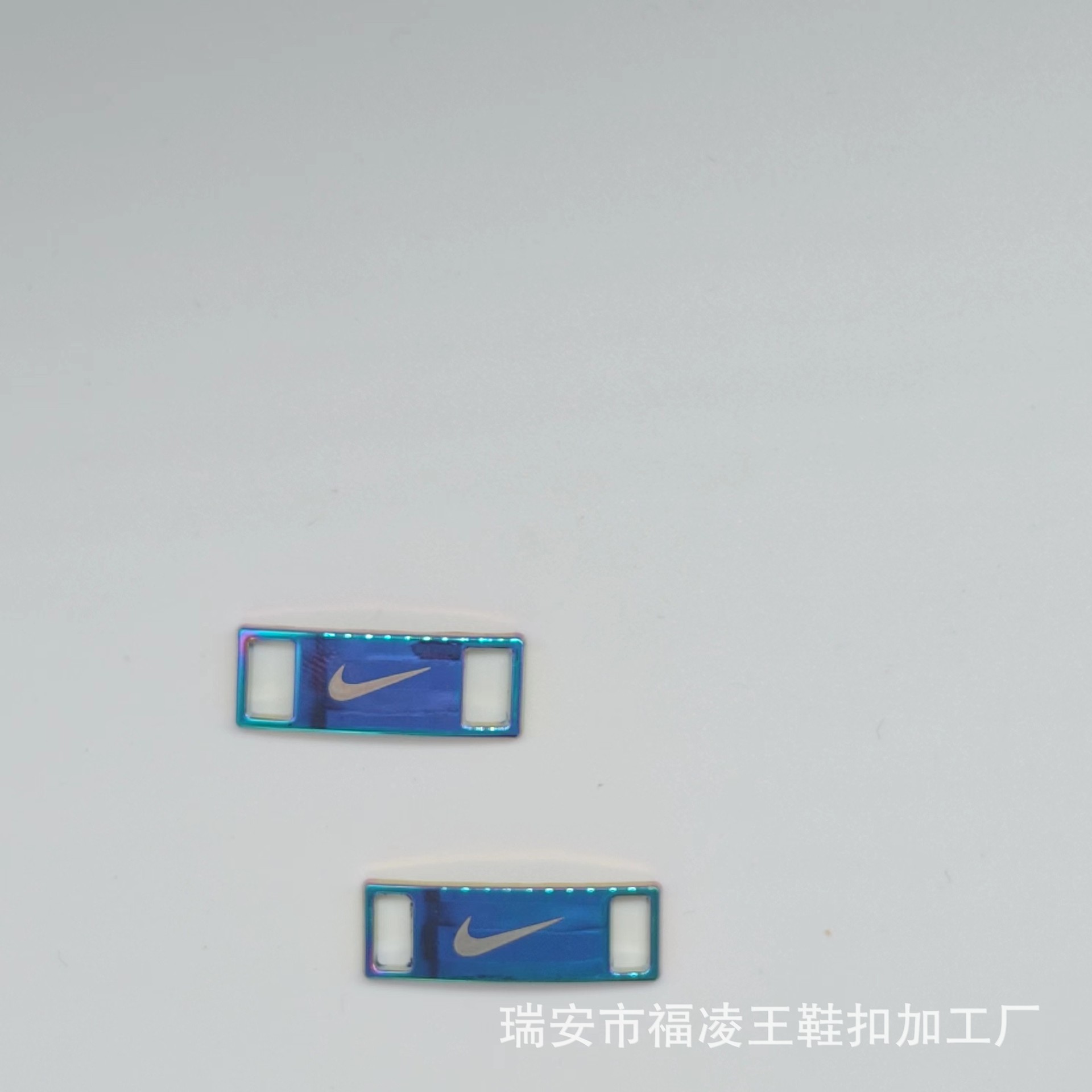 自作金属aj靴バックルランニング靴板靴鉄牌潮靴周辺個性ロゴ靴標