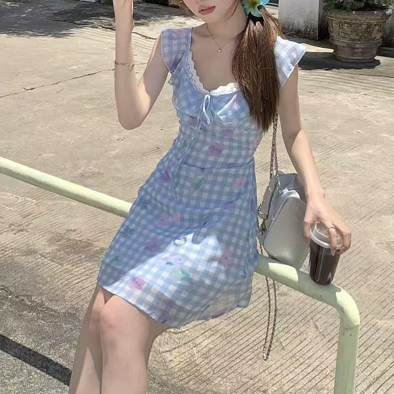 Корейское платье в клетку с поясом, женское 2025 новое летнее сокращение, дикая сладкая цветочная короткая юбка