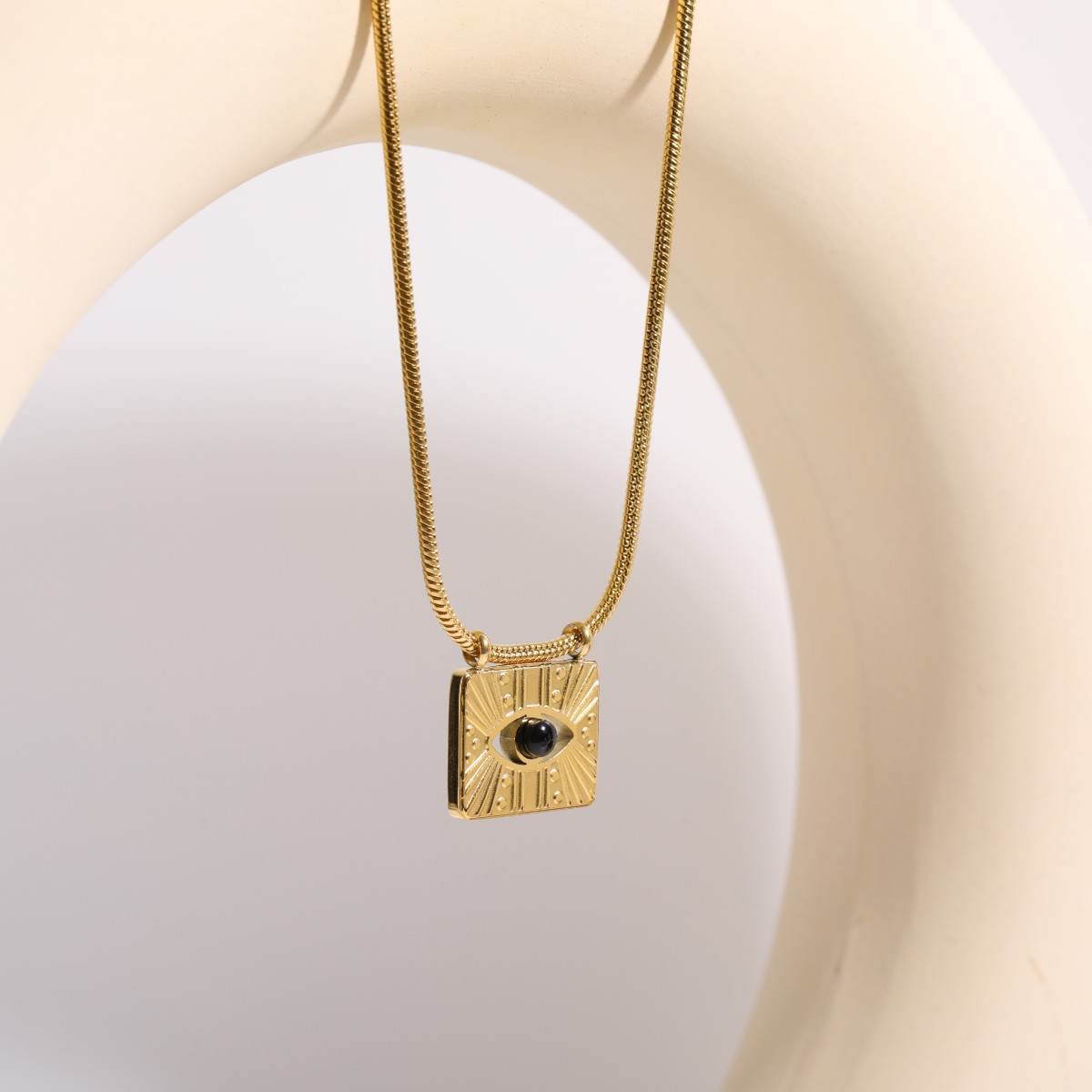 Fashion Square Eye Titanium Steel Necklace Hollow Out Stainless Steel Necklaces