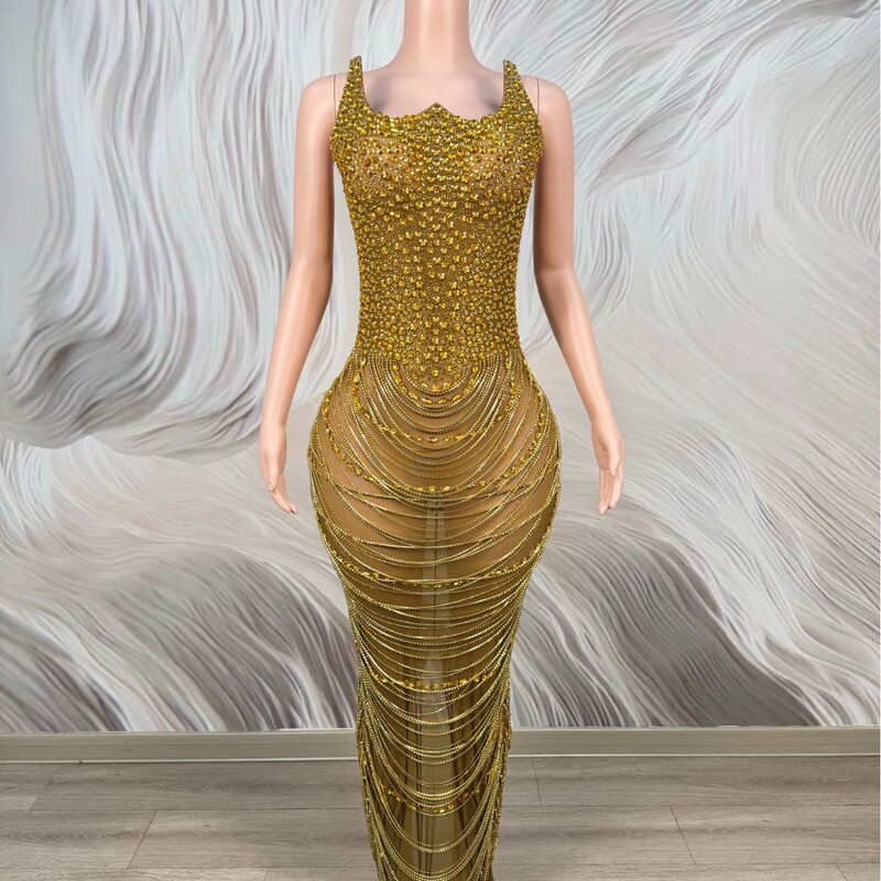 Luxurious European and American Style Long Dress with Rhinestones and Chain Details, Women's Ball Gown, Runway Dress, Pageant Dress, Strapless Design Dress