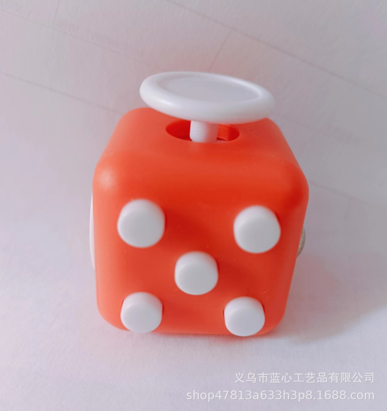 Suministro directo de fábrica 3*3*3 descompresión tamiz de cubo de Rubik