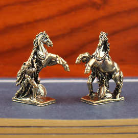 黄铜复古做旧小人驯马拉马绳办公室桌面摆件装饰生肖马训马师摆件