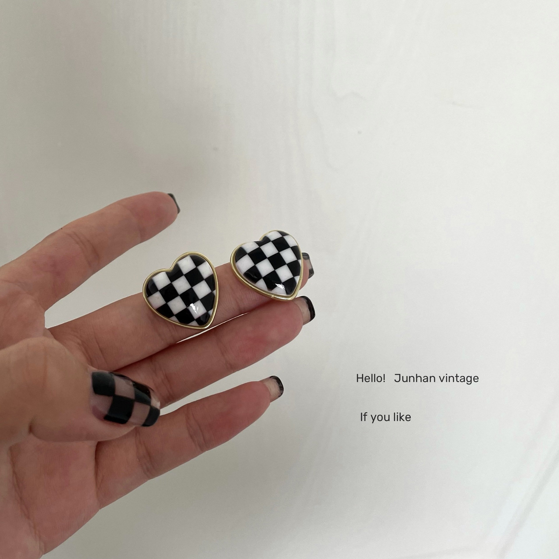 阻挡不了的时髦 925银针立体爱心桃心棋盘格耳钉百搭冷淡风耳环女