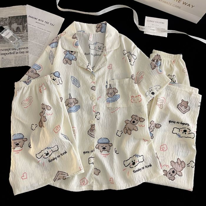 Venta al por mayor transfronteriza de tres piezas nube de algodón solapa cárdigan de dibujos animados pantalones de manga corta pantalones cortos ropa a domicilio traje de pijama de mujer