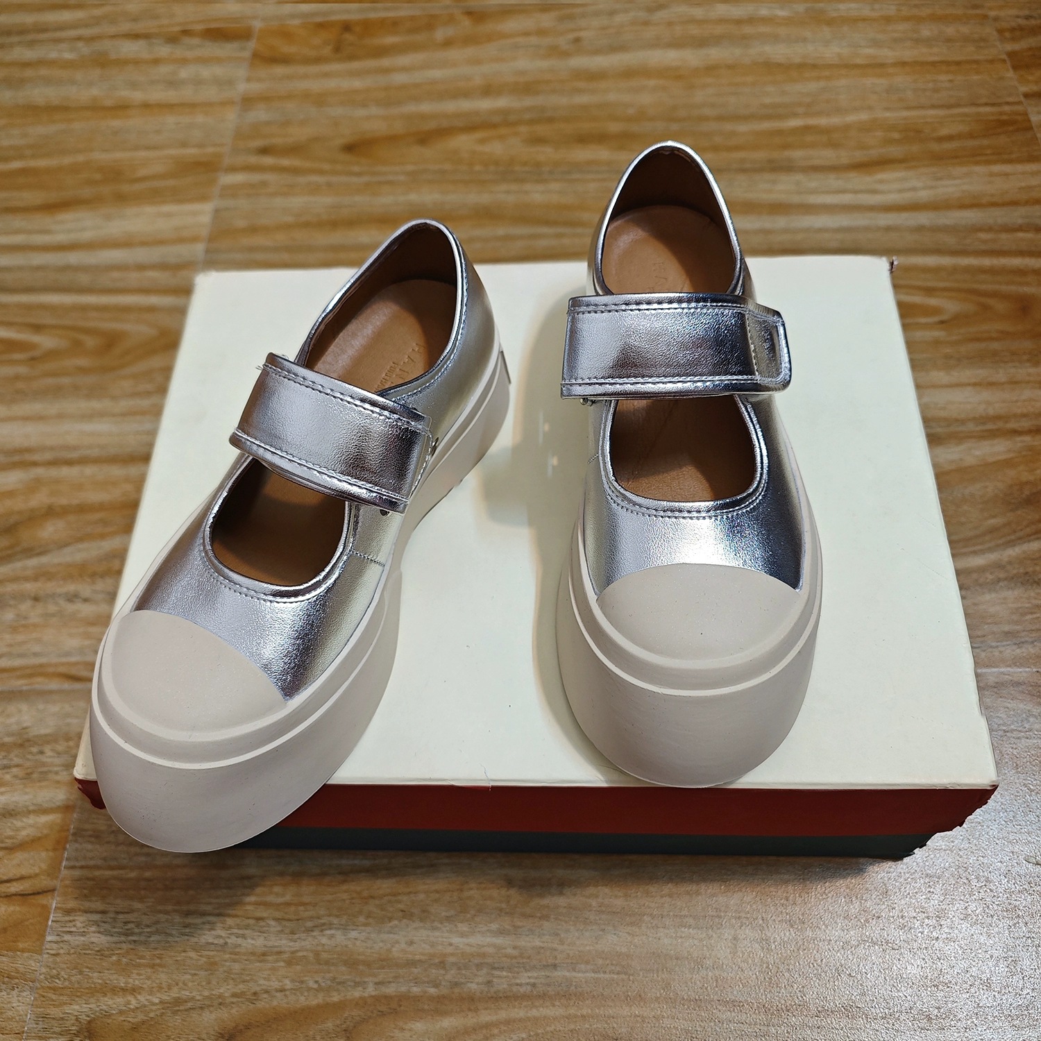 Silver [ma*ni correct version]