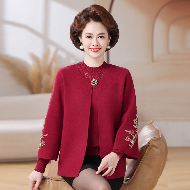 妈妈2025秋装洋气时尚针织衫两件套中老年女秋冬红色喜庆上衣套装|undefined