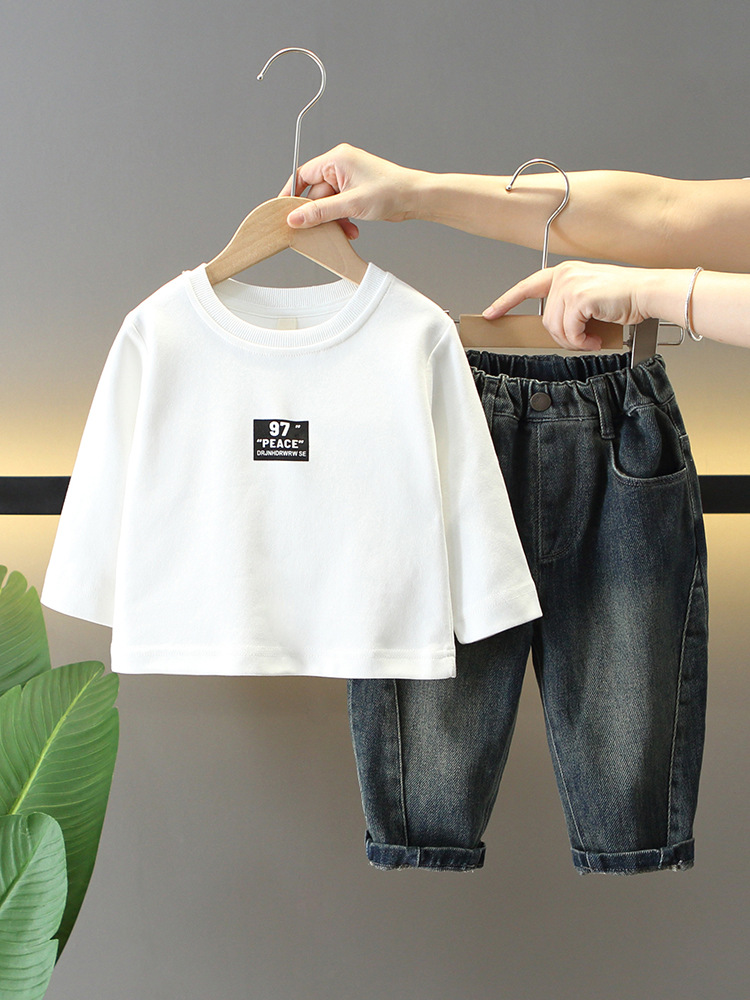 6157 Traje de otoño para niños 2025 Nuevo estilo fresco y atractivo Chaqueta degradada de primavera y otoño para niños Traje de tres piezas Otoño para bebés