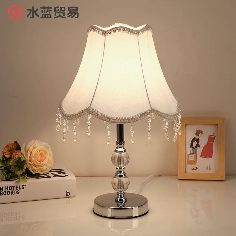 Creative table lamp for bed, energy-saving modern and minimalistic night light for breastfeeding, remote control