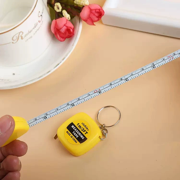 Creative keychain multi‑decor (DIY) with dice, bottle opener & thermometer, assorted charms