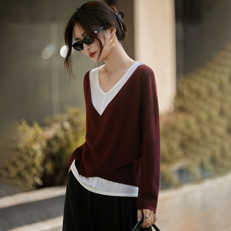 Yaying's Same Style Autumn Imitation Wool Top for Women with Cross Hem Fake Two-Piece Color-Blocked Knitwear V Neck Long-Sleeved Knitwear