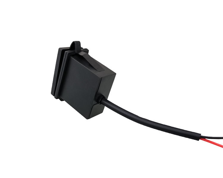 Car universal modified motorcycle boat RV modified square single USB car charger 2.4A car mobile phone charger