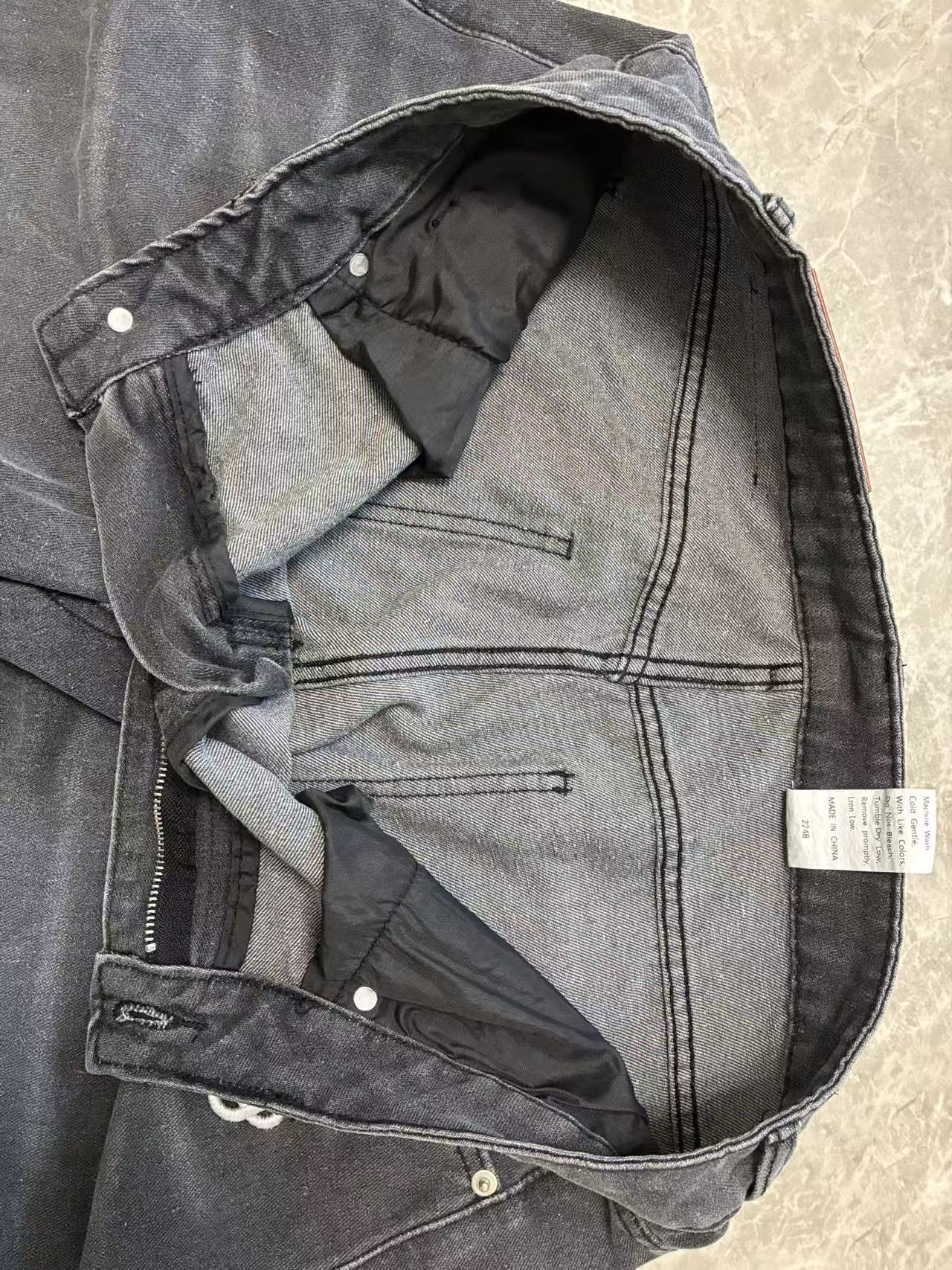 Men's Retro Washed Embroidered Straight Jeans For Men_voghion.com
