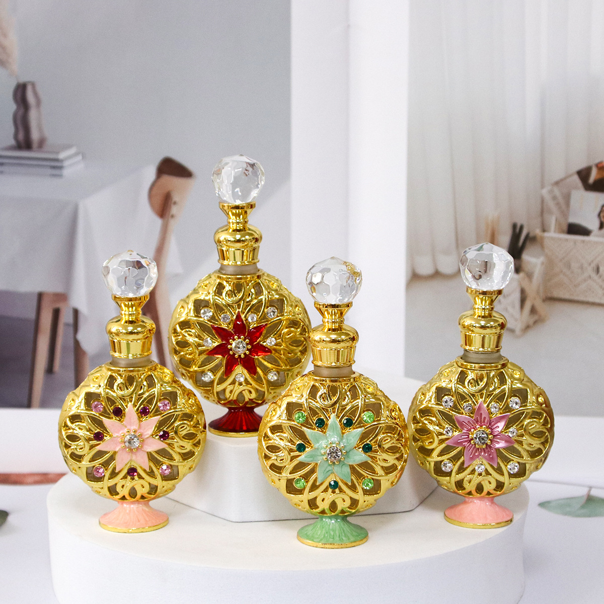 厂家直销批发手工彩绘镶钻10ml香水精油分装空瓶子裸瓶装饰品跨境