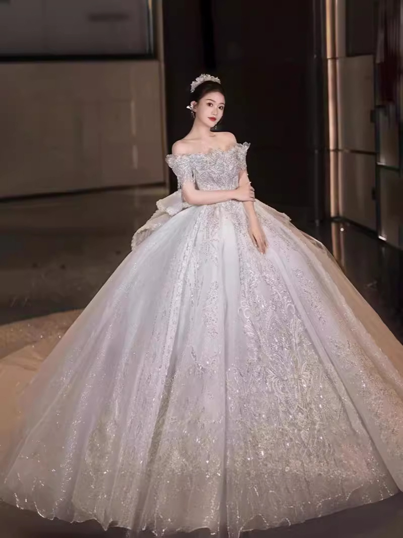 Francia vestido de novia principal 2026 nuevo vestido de novia principal textura alta una palabra hombro industria pesada gran tamaño pequeño D112