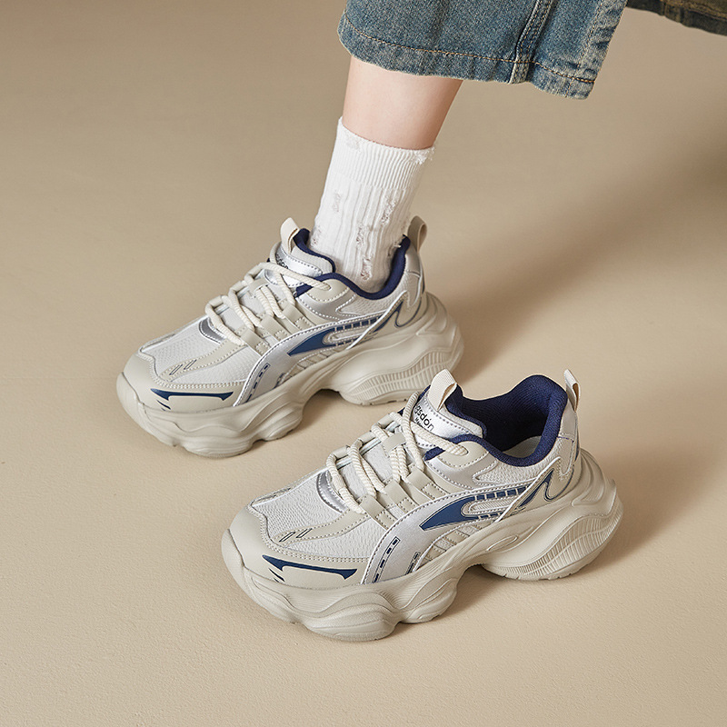 Zapatos de cuero estilo dad de Augu Shiden para mujer, novedad de otoño 2024, zapatillas casuales retro grises de suela gruesa para mujeres pequeñas