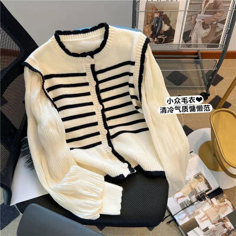Diseño de costura a rayas de punto cardigan puff manga suéter de gasa corto elegante falso de dos piezas Top Otoño image 3