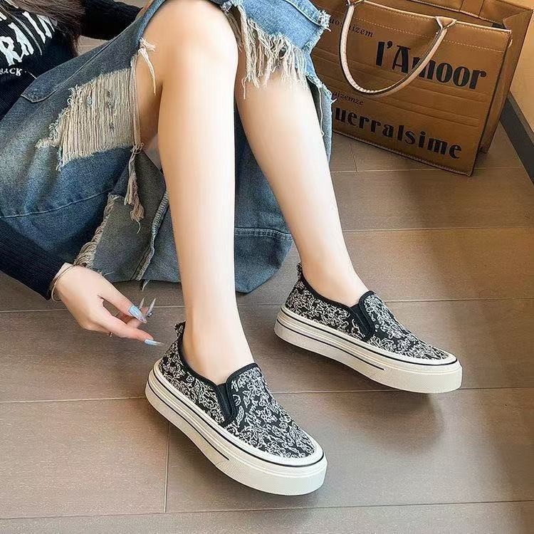 Zapatos de lona plana 2026 verano nuevo perezoso verano nuevo zapatos de mujer transpirables zapatos casuales para mujeres image 4
