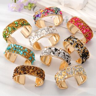 �W�޿羳�Ʒ �����ׁ������L��ɫ��ʯ�����C ���ٕr��育���֭h